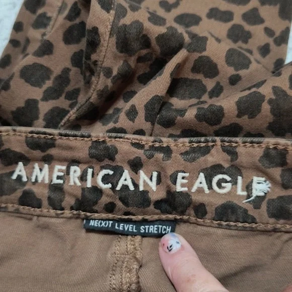 American Eagle Leopard Print Super Hi Rise Jeggings Size 6 - Picture 3 of 8